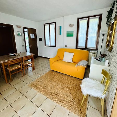 Casa Nonna Elide Apartment Besozzo Exterior foto