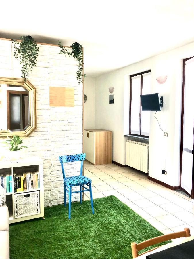 Casa Nonna Elide Apartment Besozzo Exterior foto