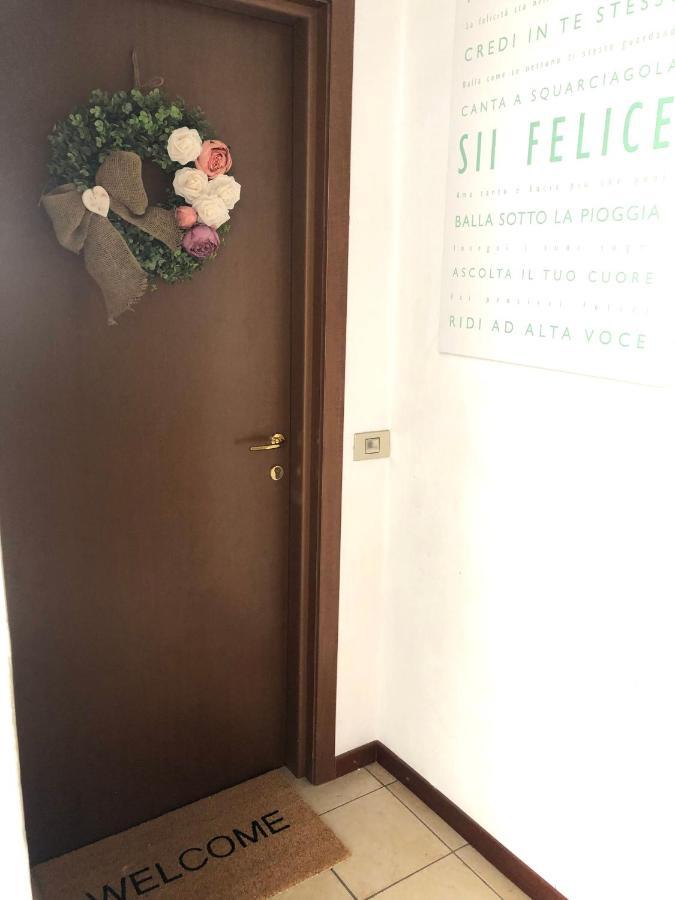 Casa Nonna Elide Apartment Besozzo Exterior foto